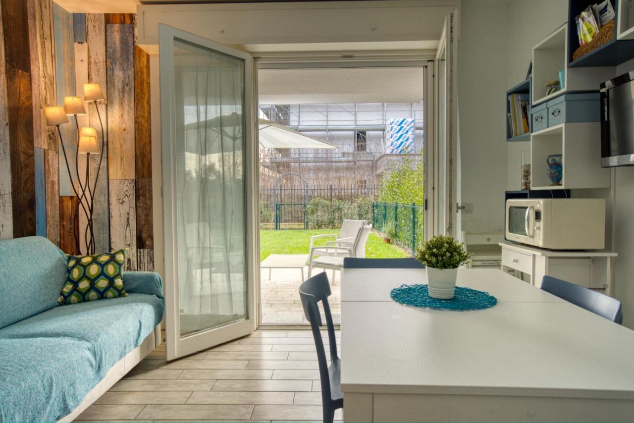 Caseospitali - Casa Azzurra, Incantevole Bilocale Con Giardino Cernusco Sul Naviglio Bagian luar foto